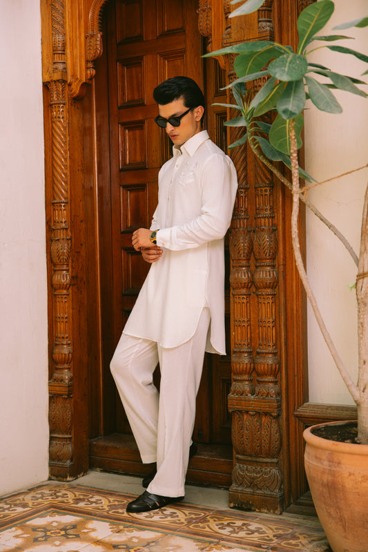 WHITE LINEN KURTA PAJAMA