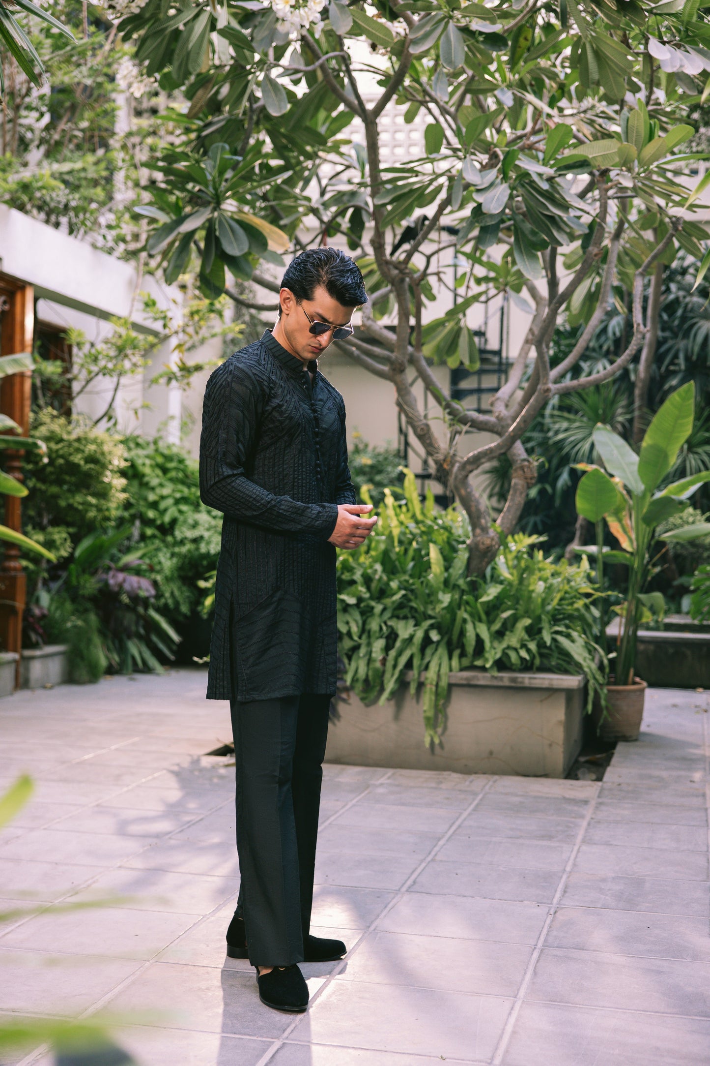 KHUMAR BLACK KURTA PAJAMA