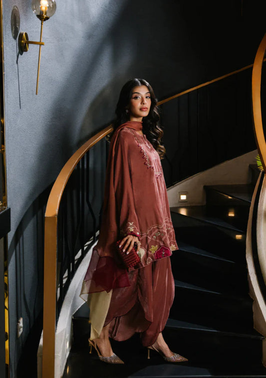 Velvet Luxe '25 - MILA