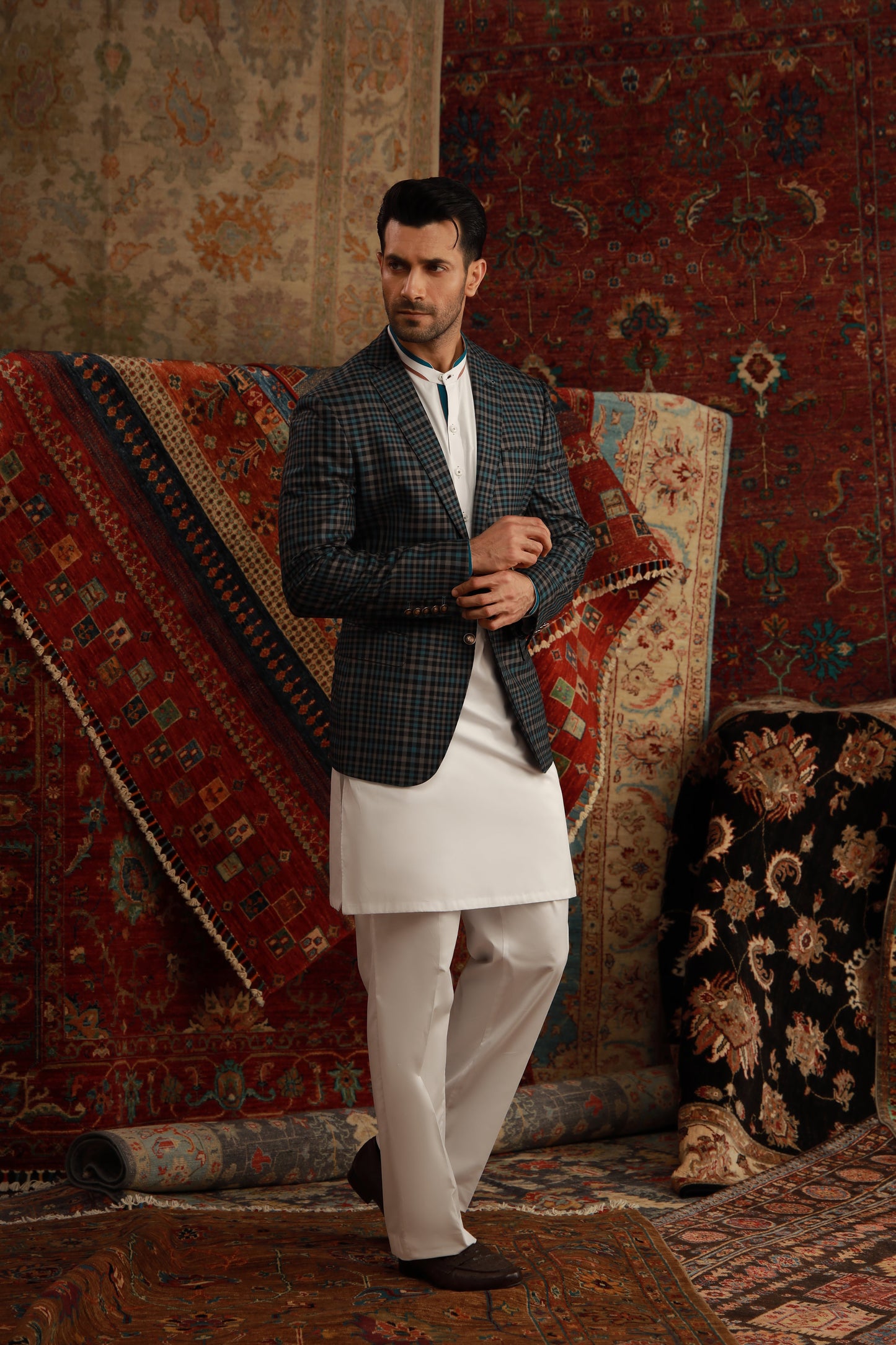 WHITE COTTON STRETCHABLE KURTA PAJAMA
