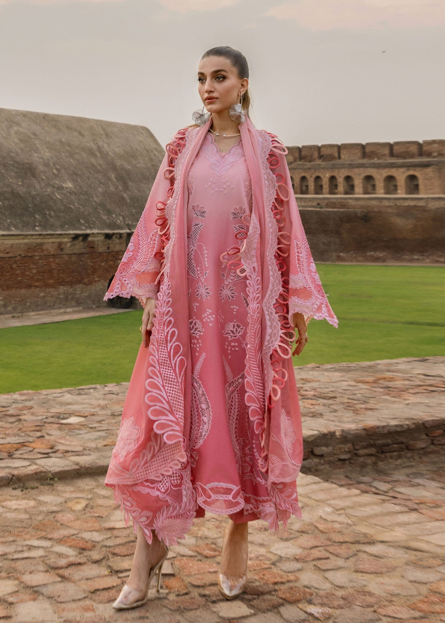 Tasawar Luxe Lawn '25 - ALL THINGS OMBRE - D1B