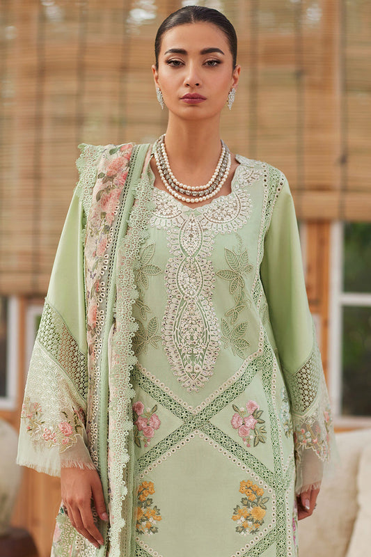 Saira Shakira Pret'24 - Out in the Fields