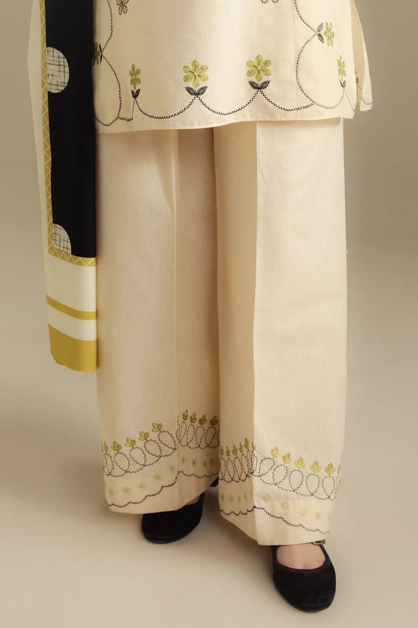 Coco Winter Unstitched '25 - Fawn-8B