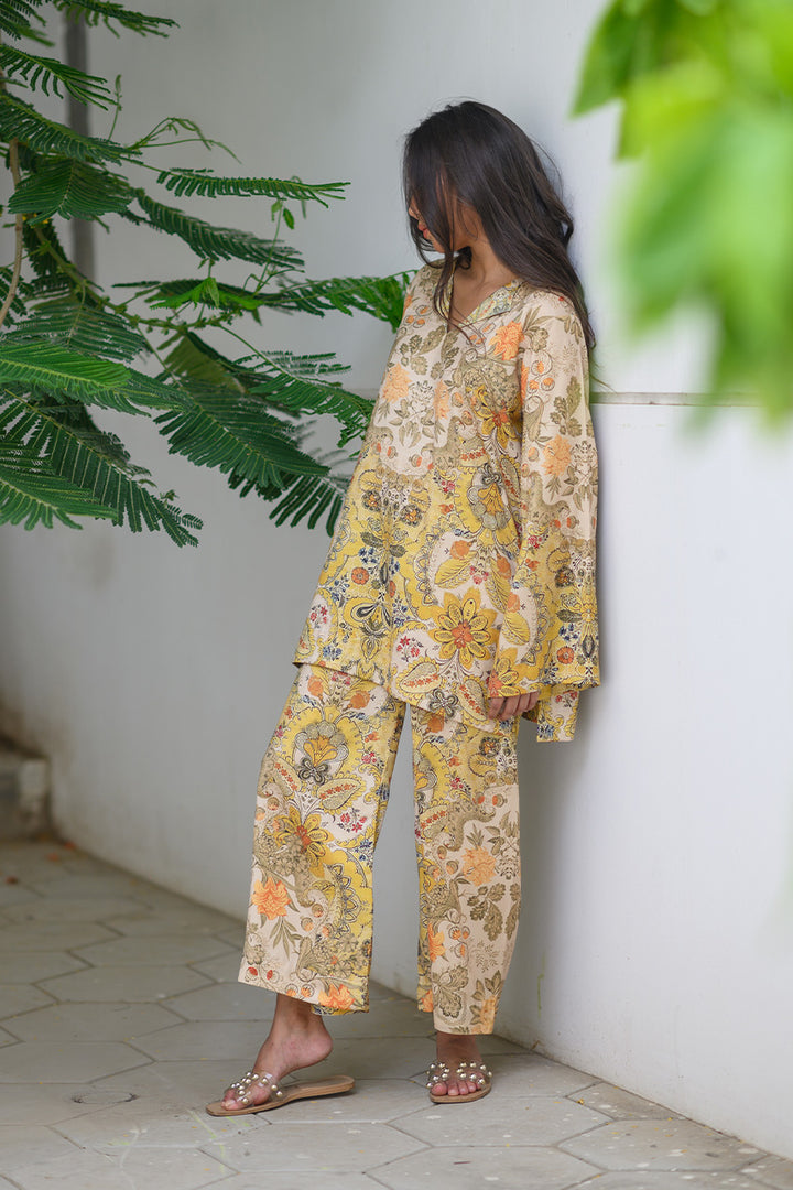 Rocco Prints '25 - Rusty Opulence