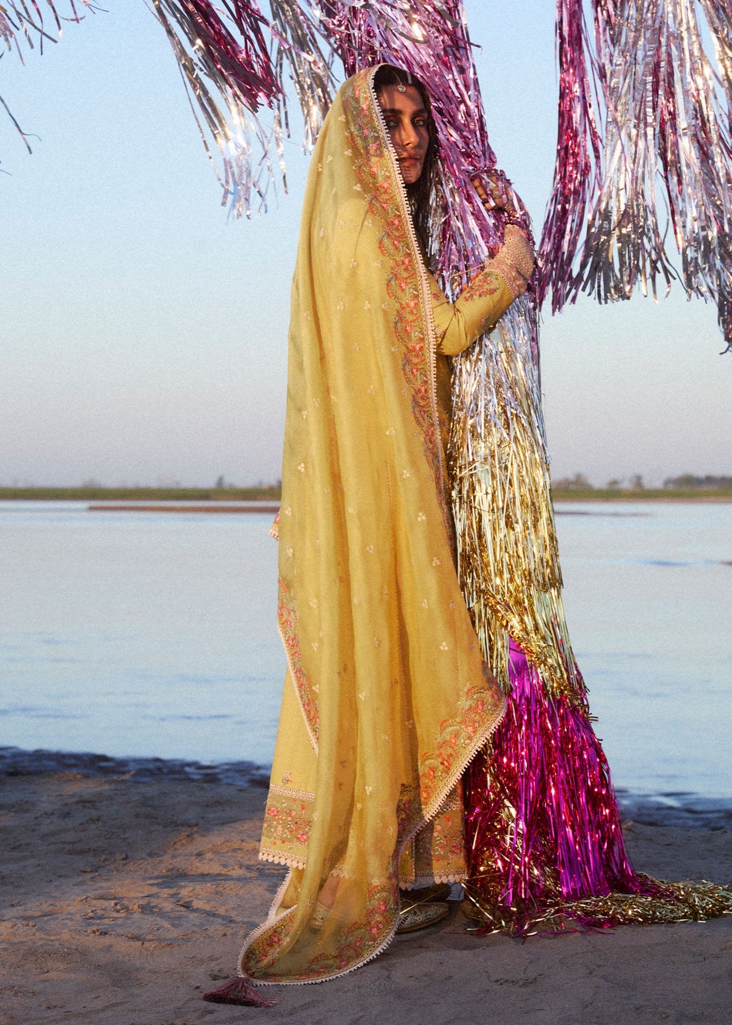 Surkh Eid Pret '25 - Soana