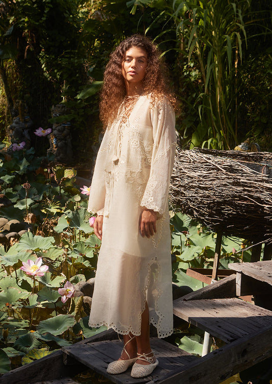 Edit '25 - Bella Ivory