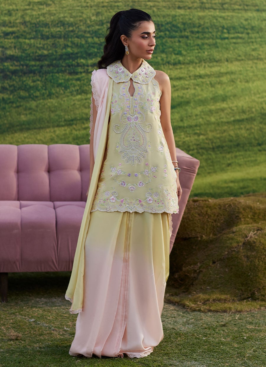Esma Sari