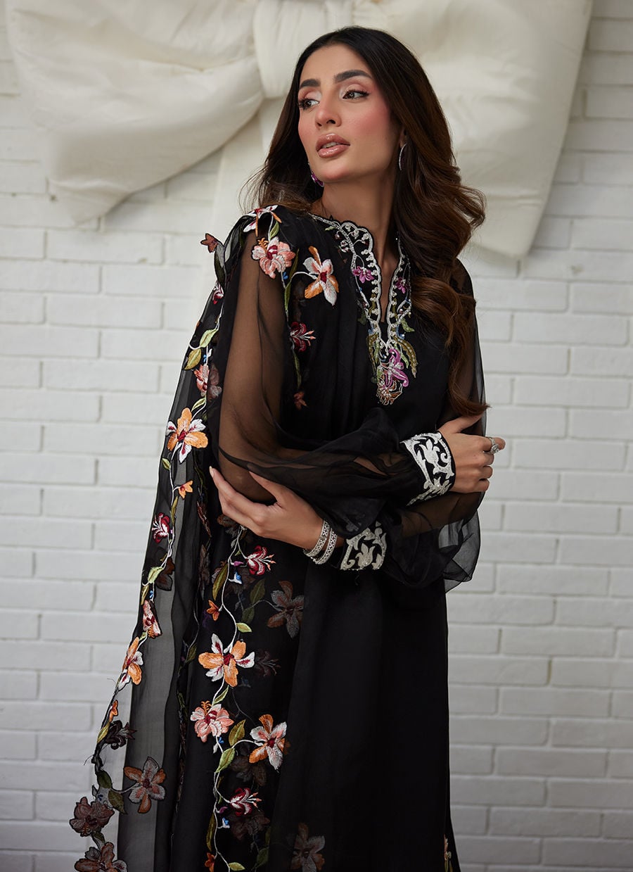 Arra Shirt And Dupatta
