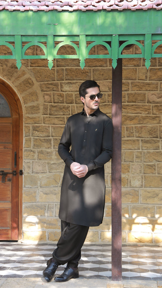 BLACK LINEN SHALWAR KAMEEZ