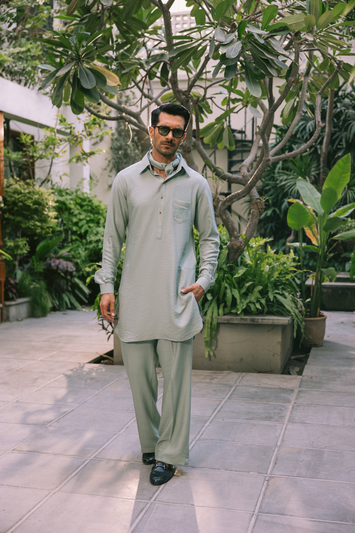 MINT GREEN LINEN KURTA PAJAMA