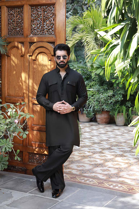 BLACK LINEN KURTA PAJAMA