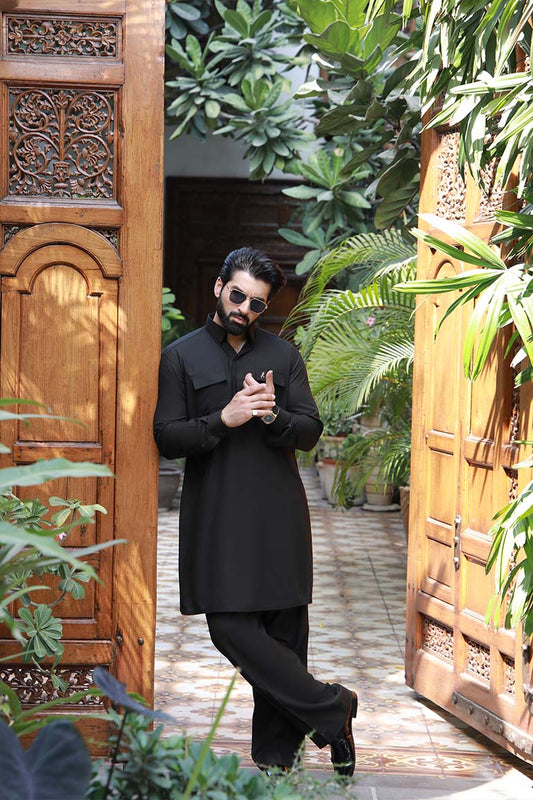 BLACK LINEN KURTA PAJAMA