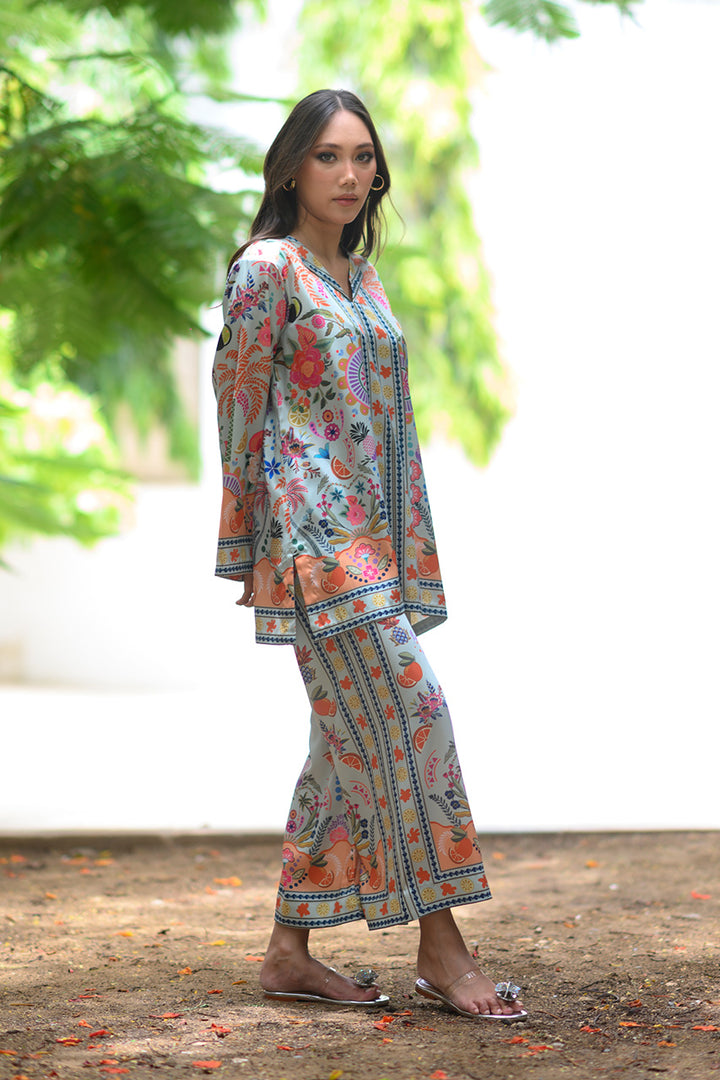 Rocco Prints '25 - Floral Temptation