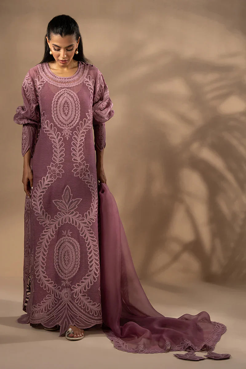 Fall Festive Modern Luxe '25 - Revia (A)