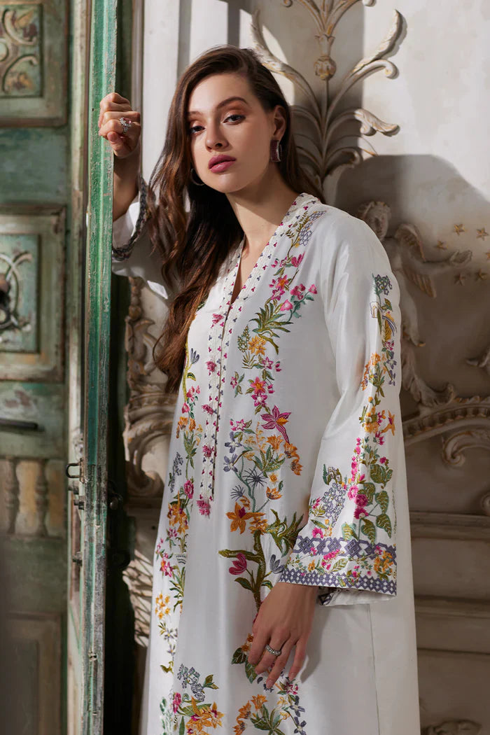 Resort Wear '25 - Blossom Aura