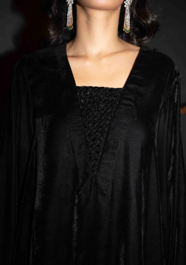 Velvet Luxe '25 - ZOE