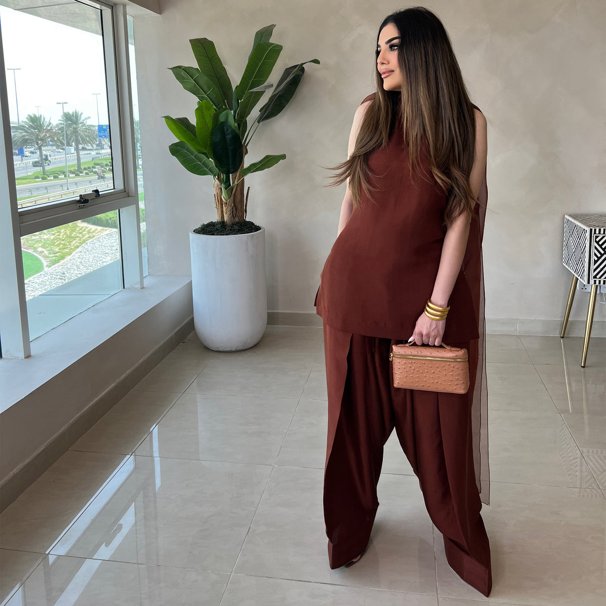 Personalised '25 - Kiran Farooq Brown Beauty