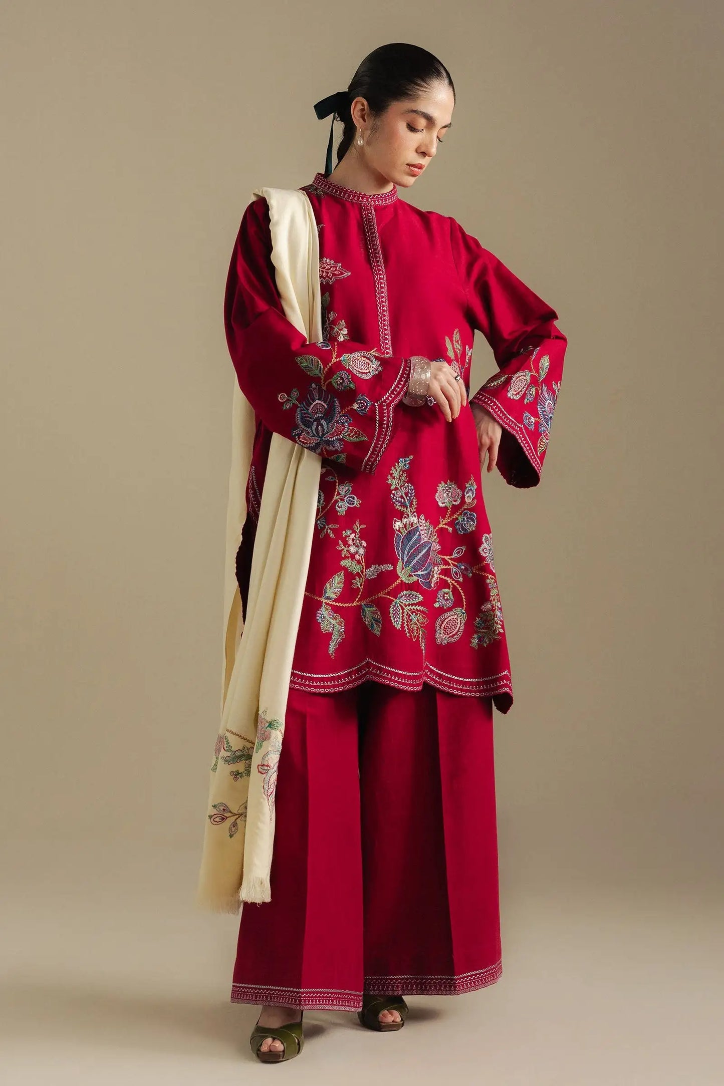 Coco Winter Unstitched '25 - Berry-3B