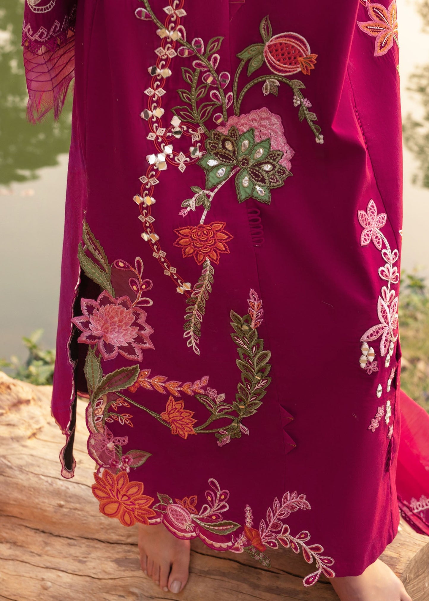 Tasawar Luxe Lawn '25 - MIRROR GARDEN - D3A