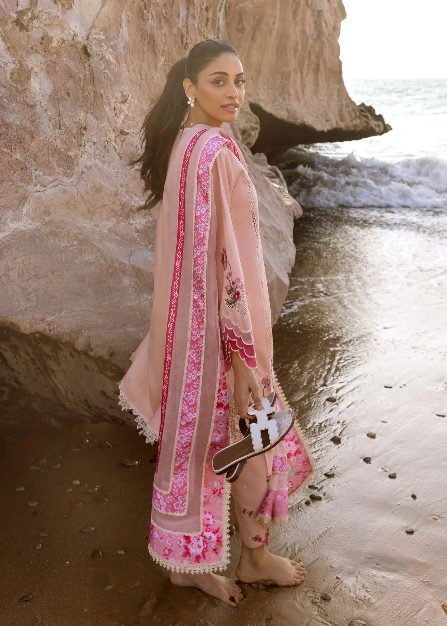 Flow by Crimson'25-Floral Crush - D6 B