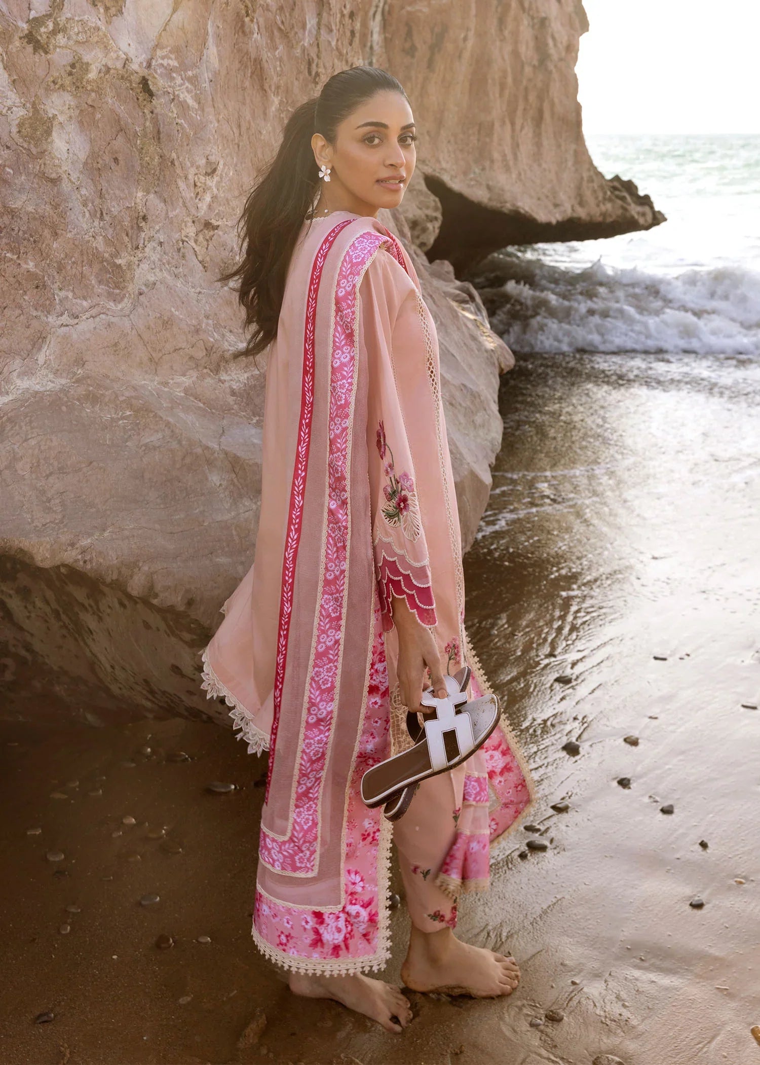 Flow by Crimson'25-Floral Crush - D6 B