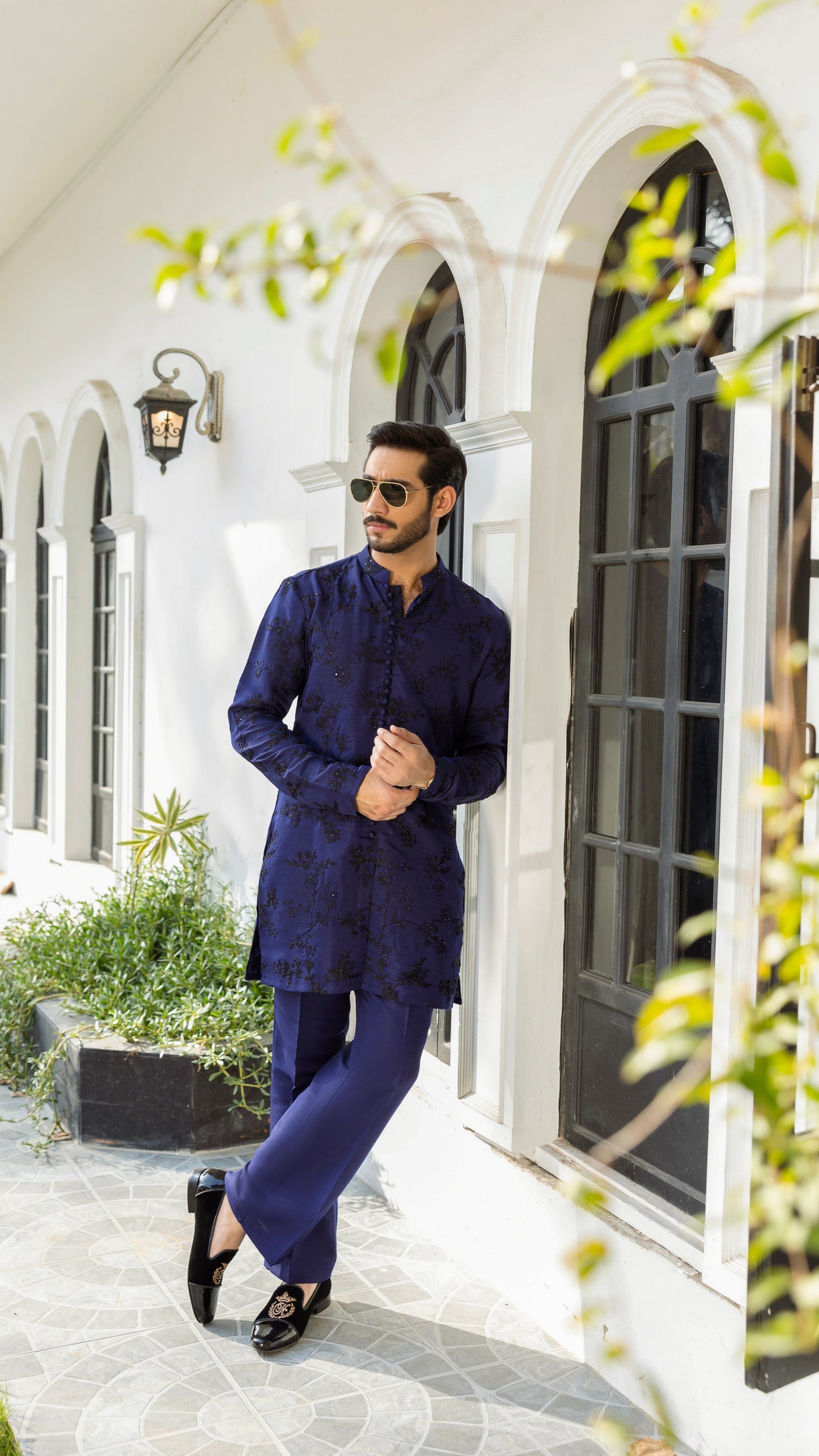 -SAAHIB- ELECTRIC BLUE KURTA PAJAMA