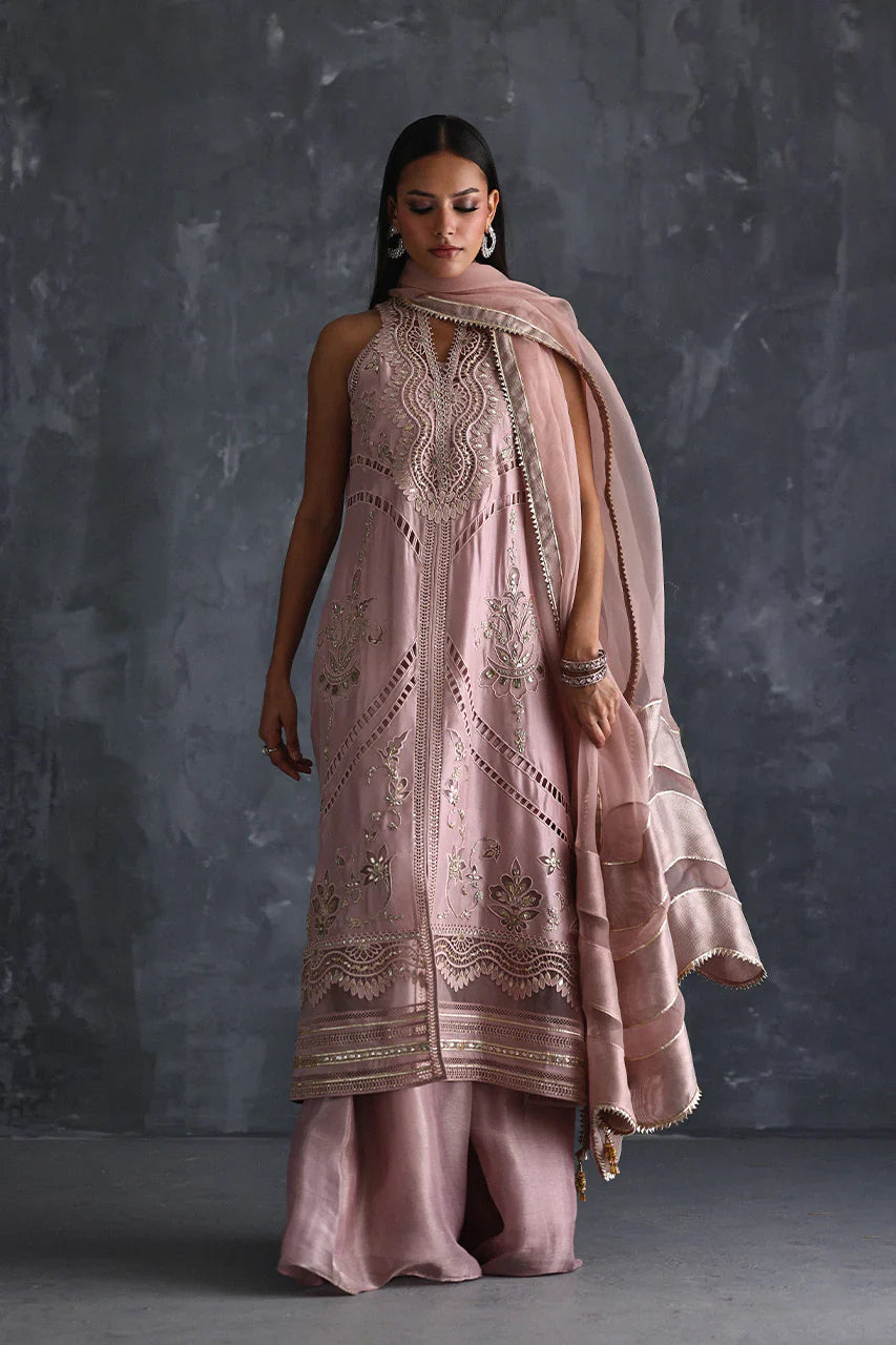 Vera Festive '25 - Zephira