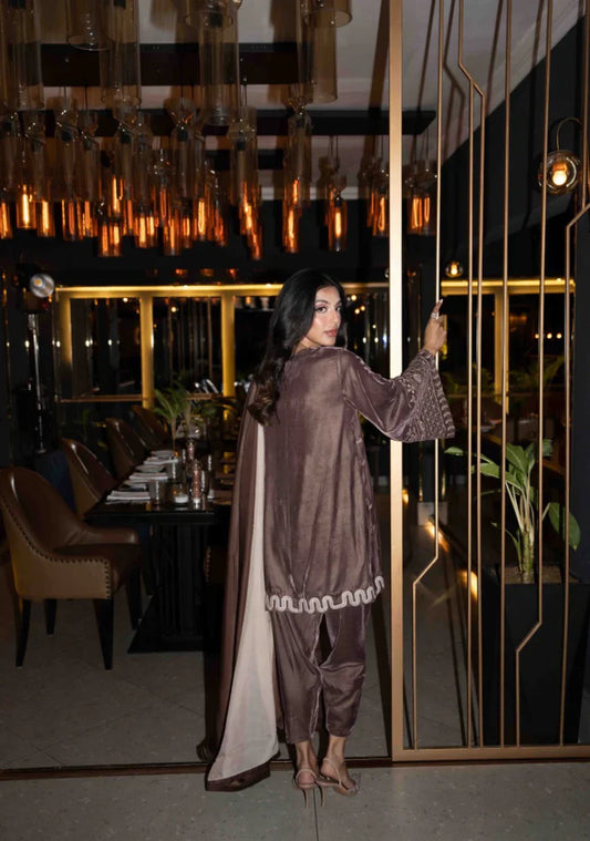 Velvet Luxe '25 - ZURI DUPATTA