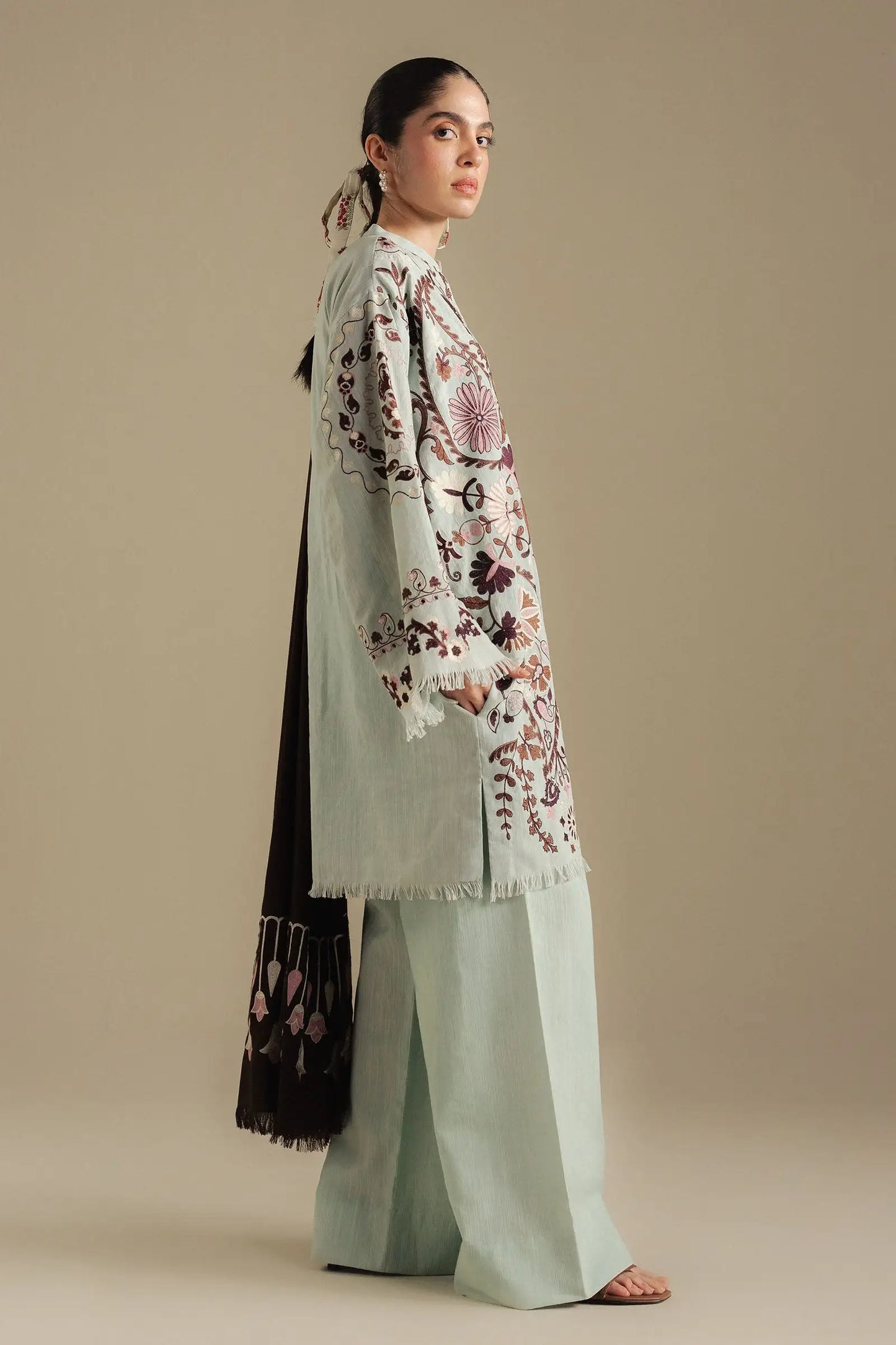 Coco Winter Unstitched '25 - Breeze-7A