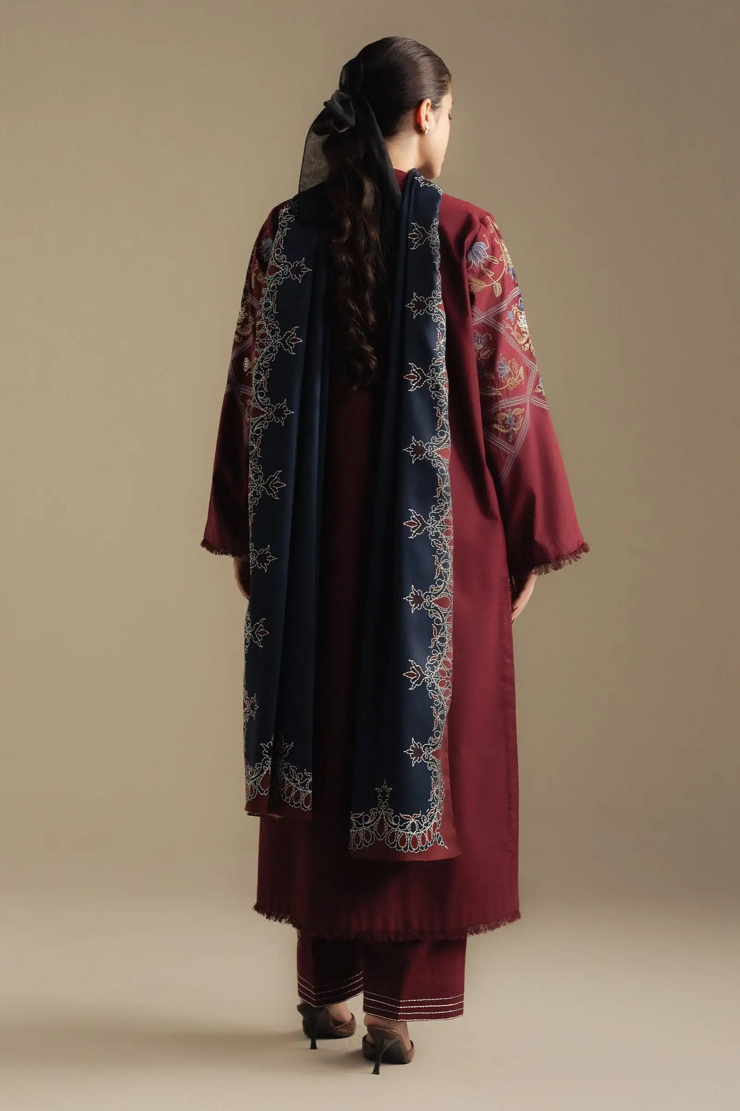 Coco Winter Unstitched '25 - Coral-4B