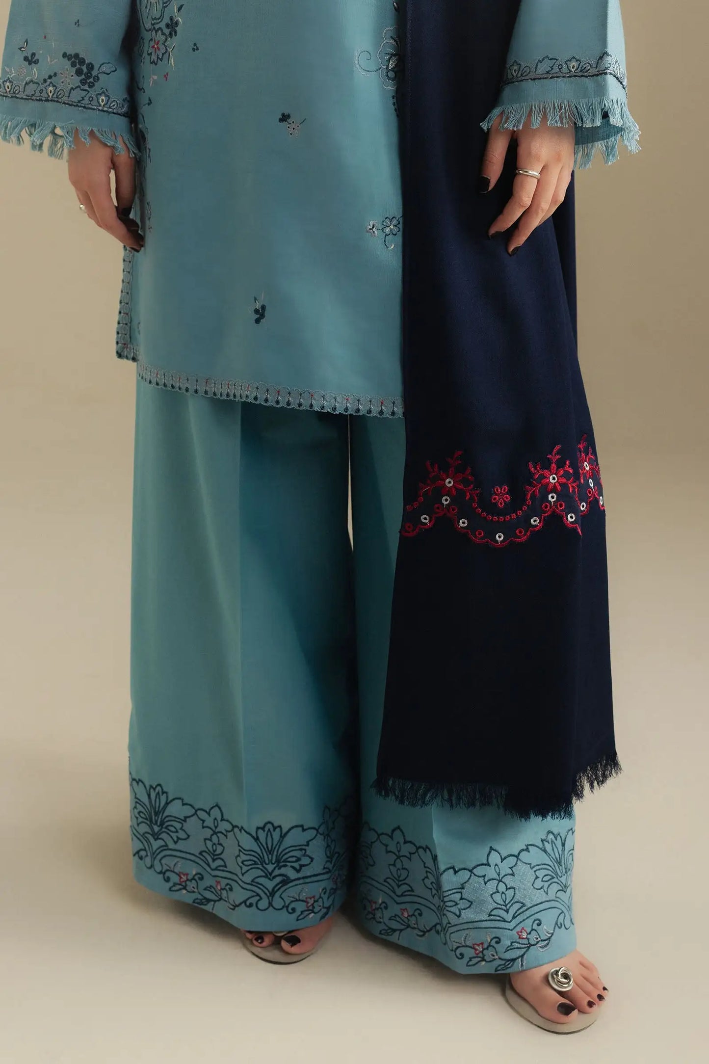 Coco Winter Unstitched '25 - Laurel-9B