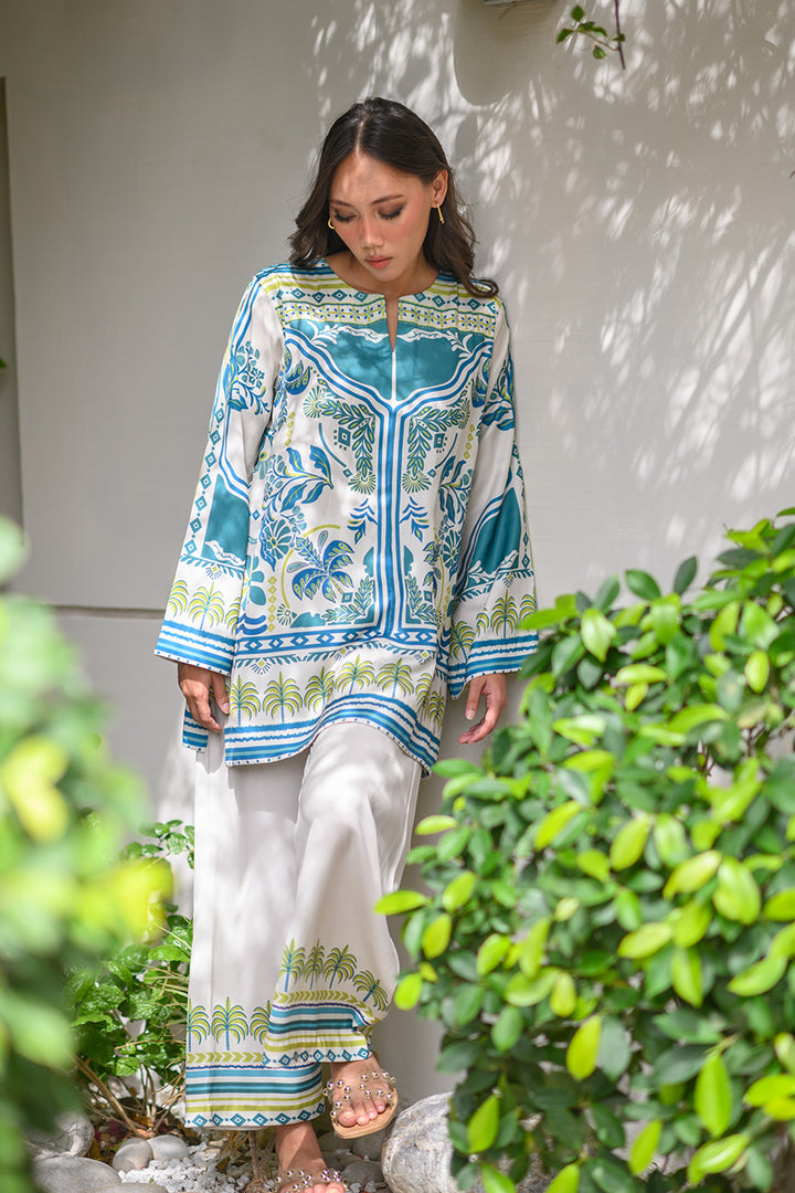 Rocco Prints '25 - Serene Sapphire