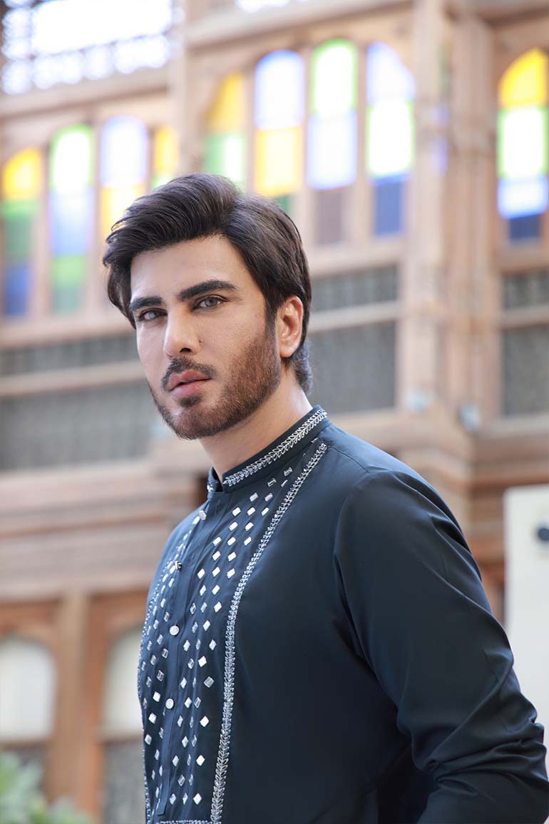 GREY HAND EMBROIDERY KURTA PAJAMA