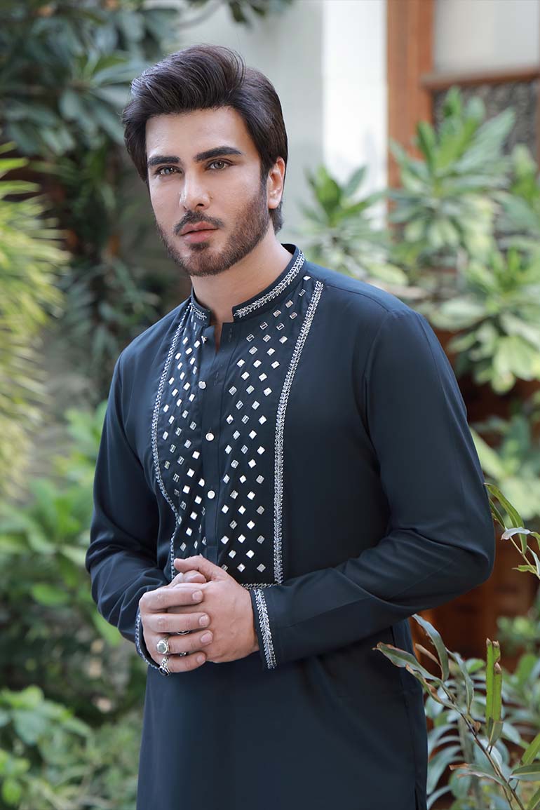 GREY HAND EMBROIDERY KURTA PAJAMA
