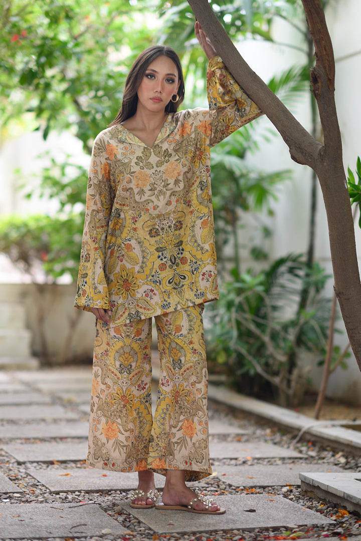 Rocco Prints '25 - Rusty Opulence