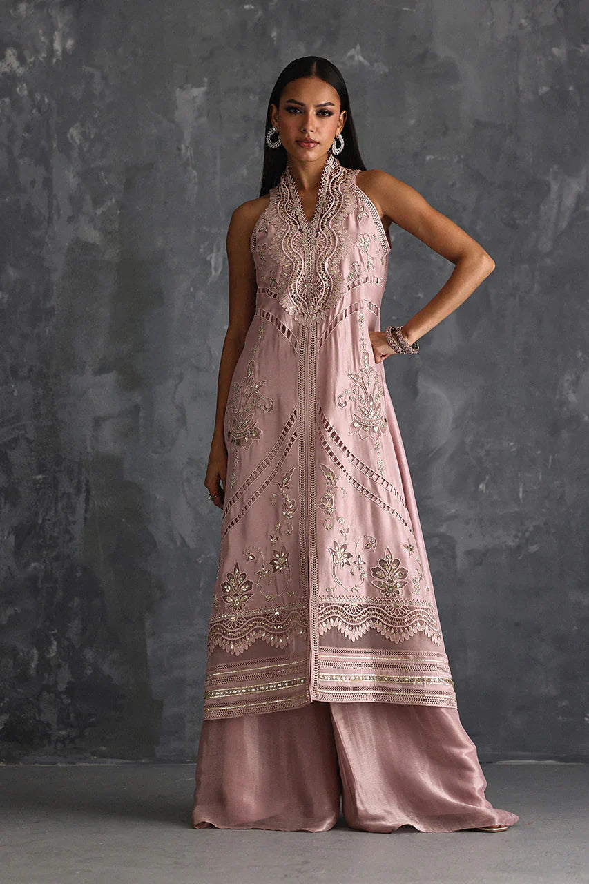 Vera Festive '25 - Zephira