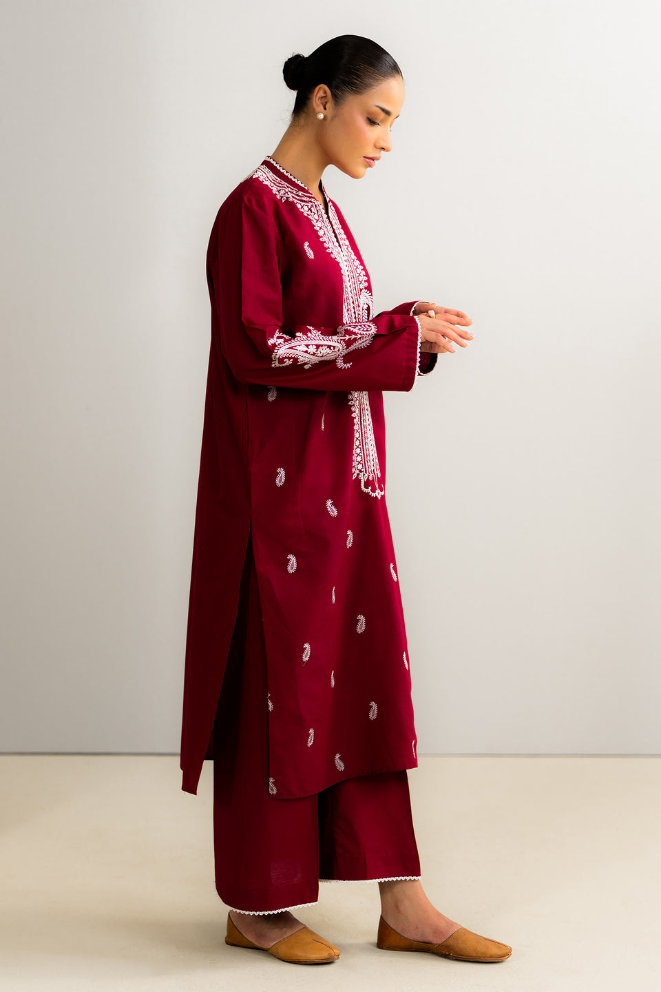 Basics SS '25 - ZR25B0715