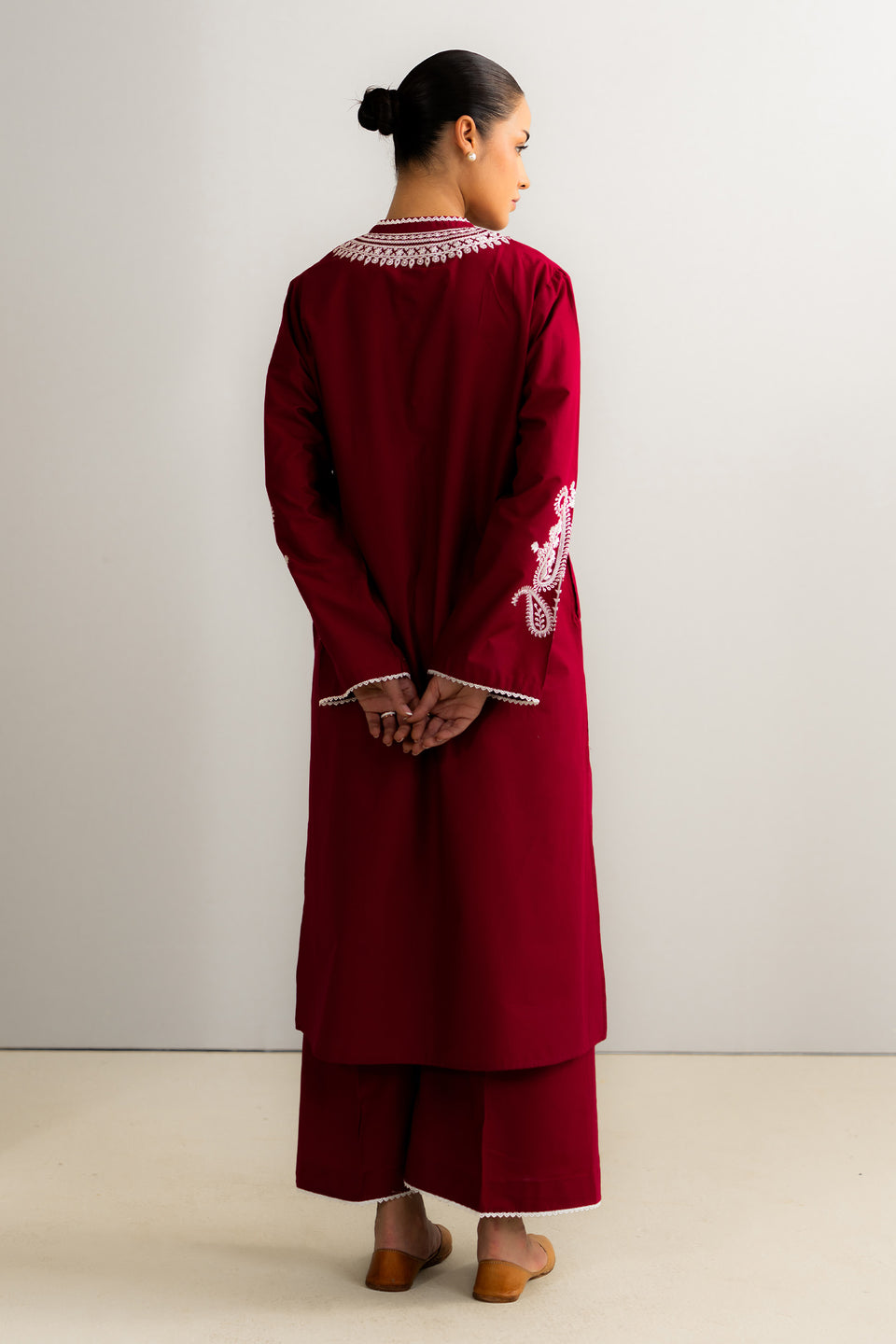 Basics SS '25 - ZR25B0715