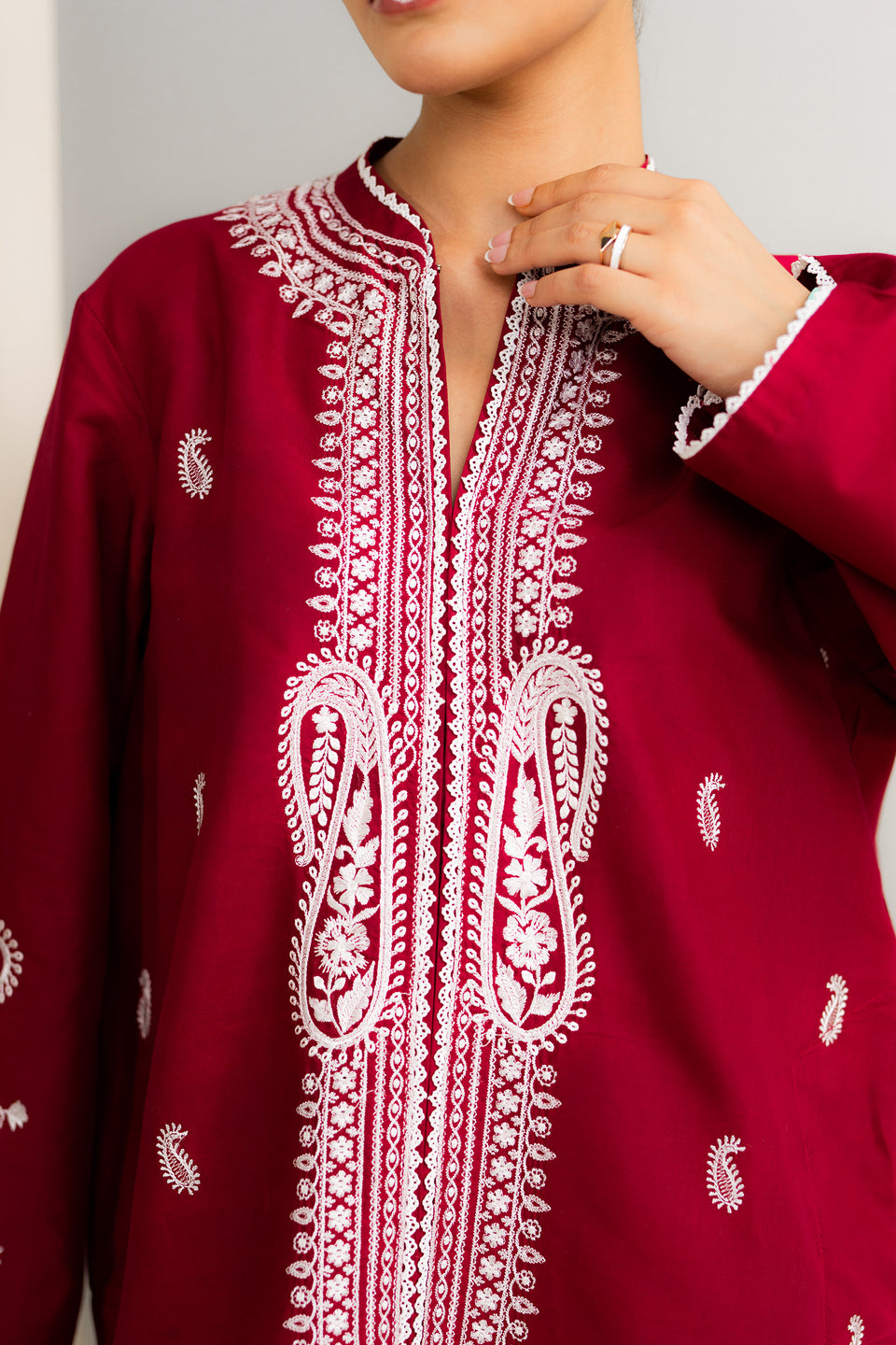 Basics SS '25 - ZR25B0715