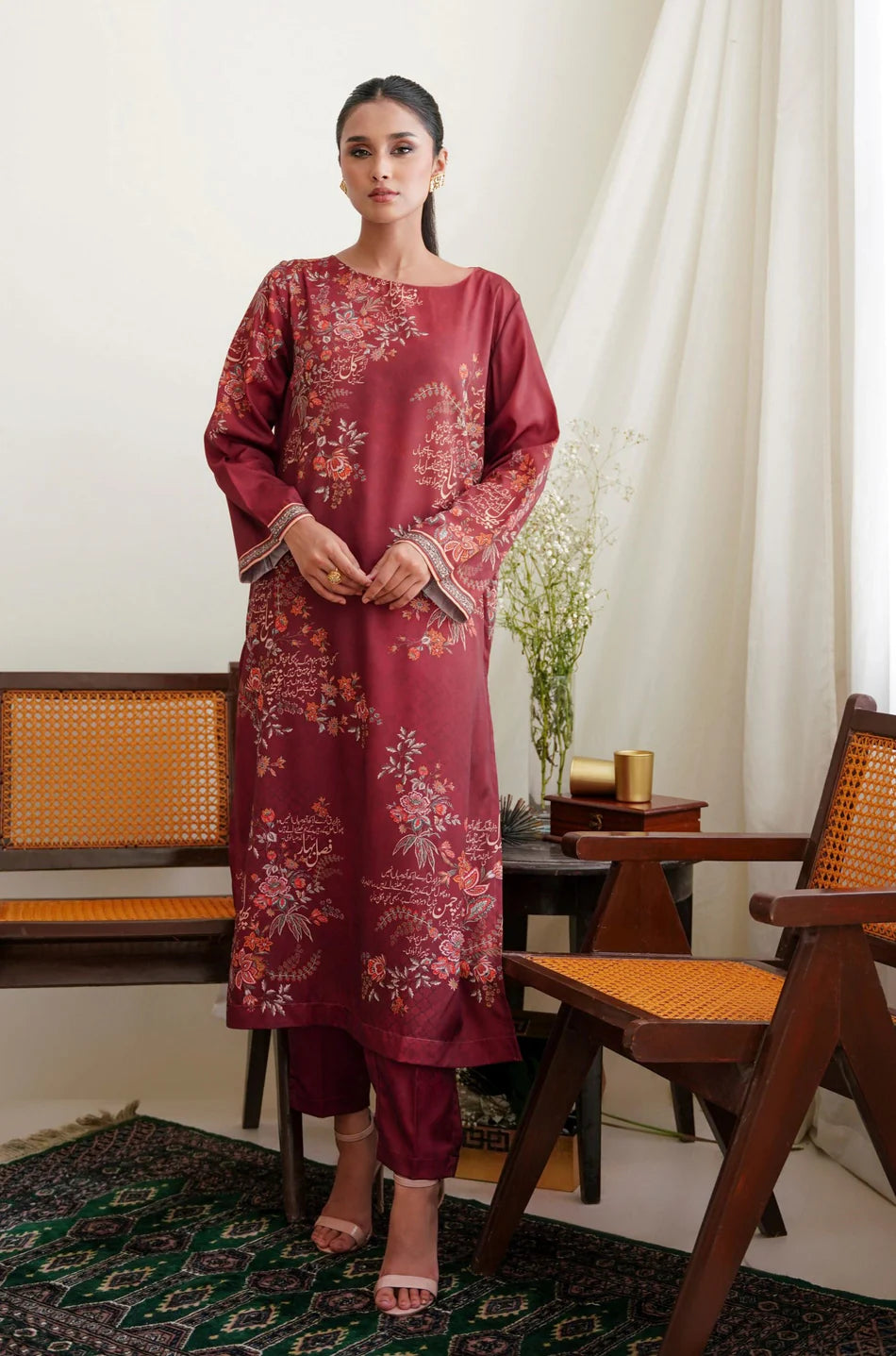 Chaman Maroon