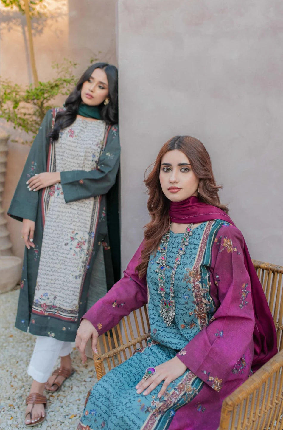 Phool Kurta