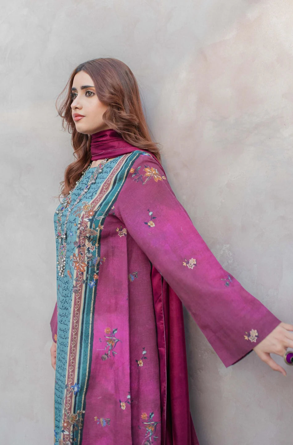 Phool Kurta