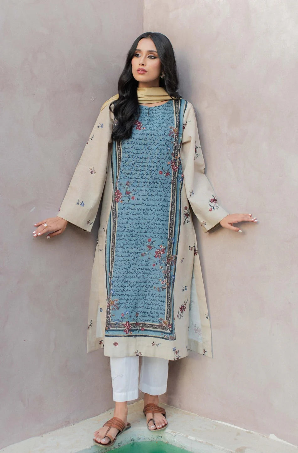 Phool Kurta