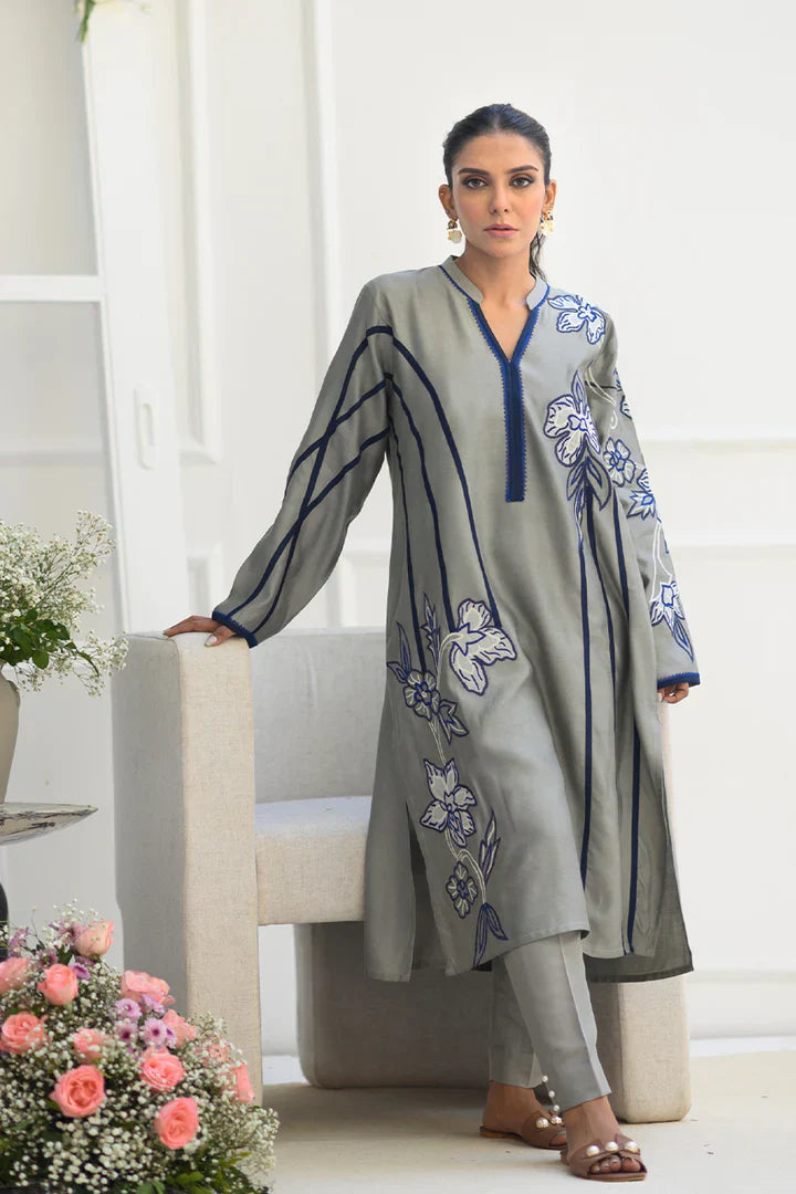 Elahe 24 - Enchanted Ember