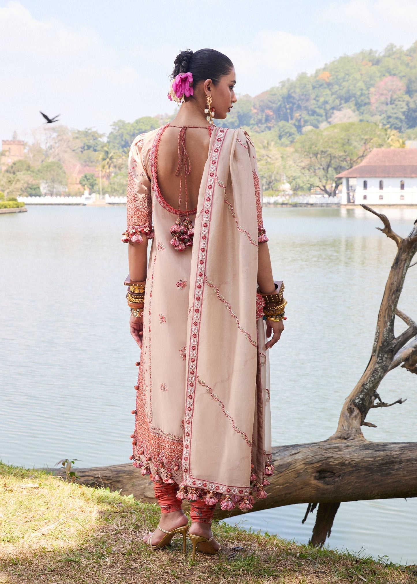 Luxury Lawn '25 - Mari