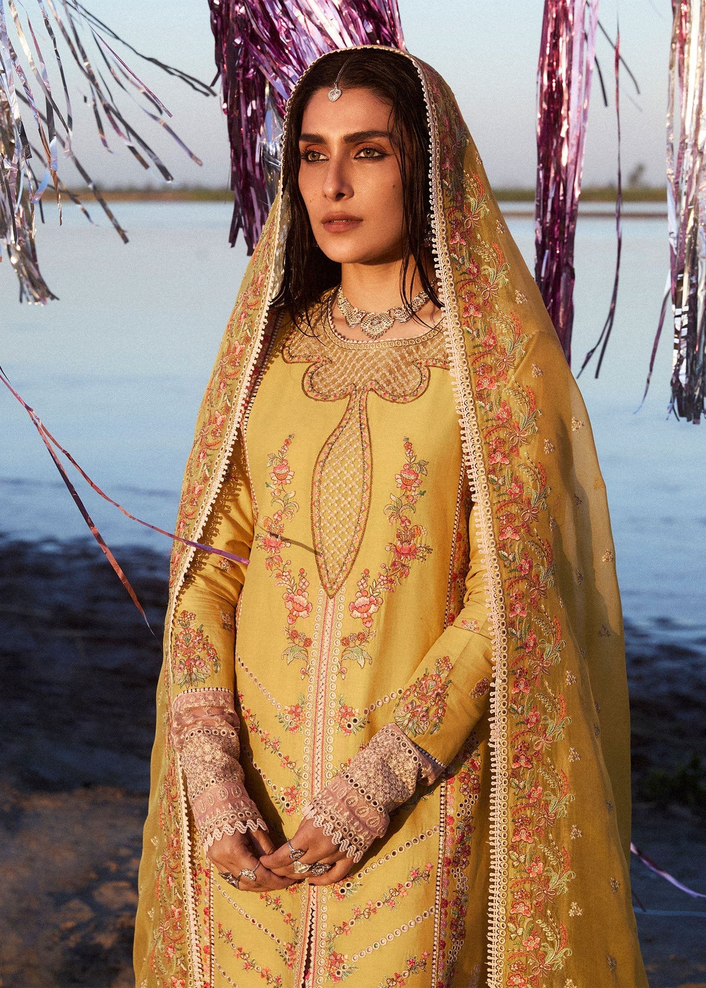 Surkh Eid Pret '25 - Soana