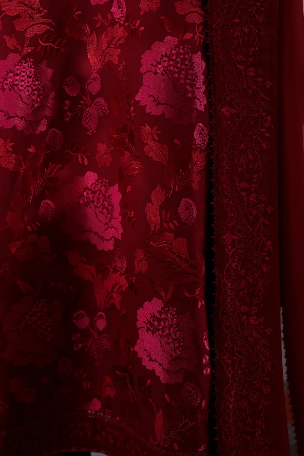 Ready To Wear SS '26 - MAROON LUXURY EMBROIDERED LAWN 3PCS SET | NPA3-26419
