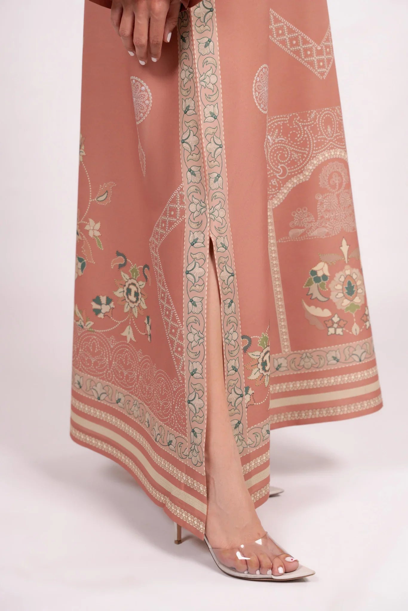 Spring/ Summer'25 Drop II- Darya A