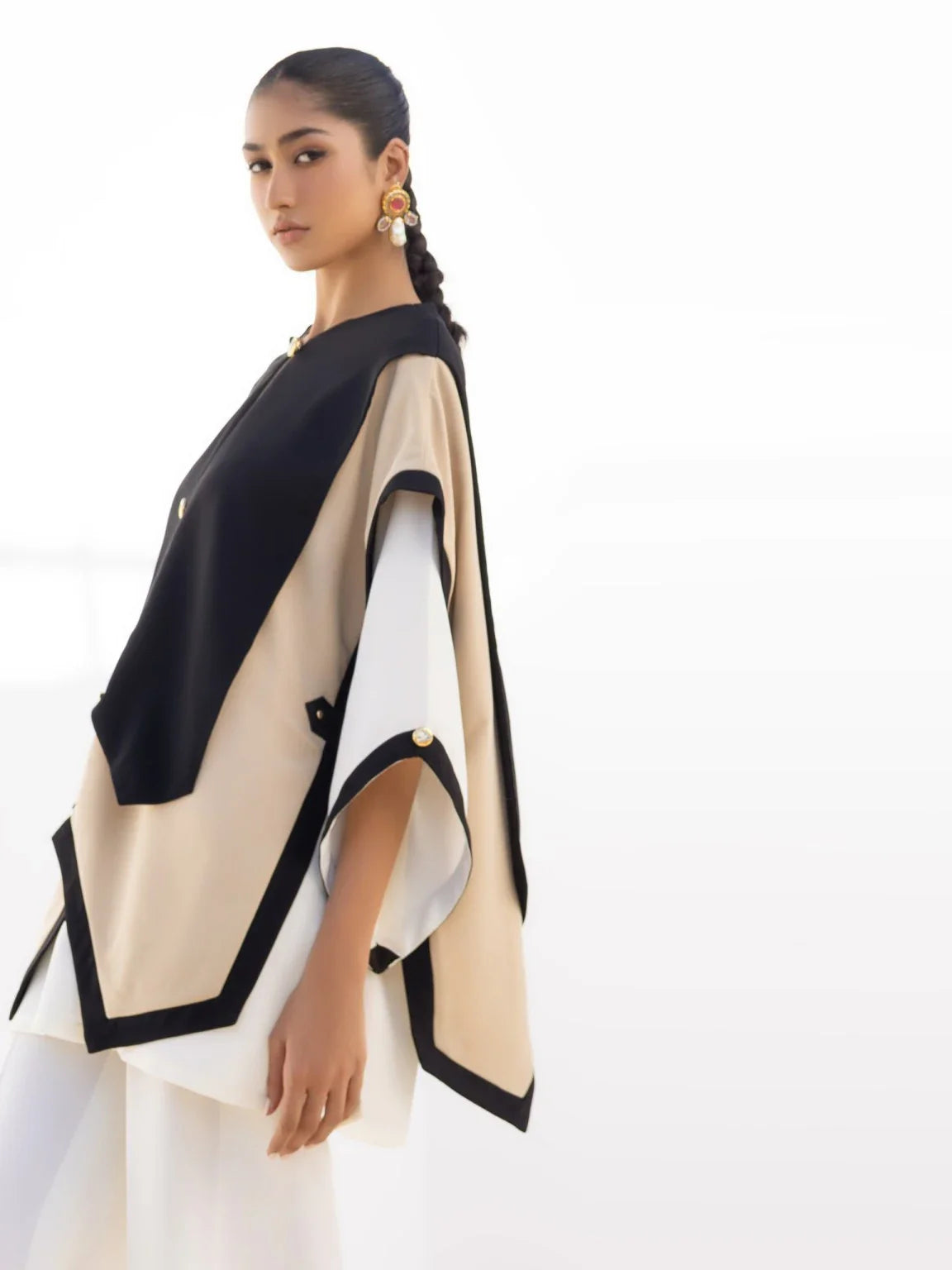 Nyra '24 - RAYA – IVORY- Sale