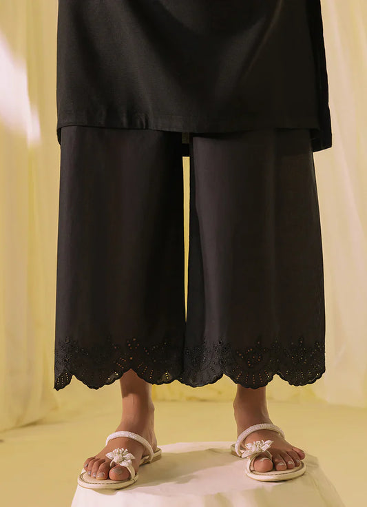 Bottoms'25 - TS-782-12458